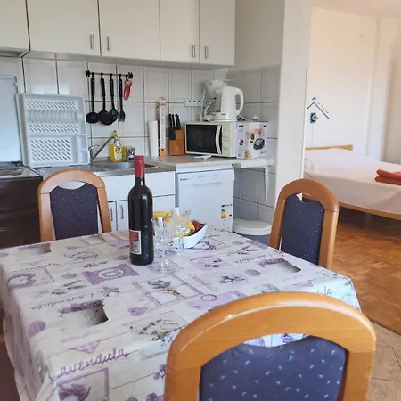 Marya * Novi Vinodolski