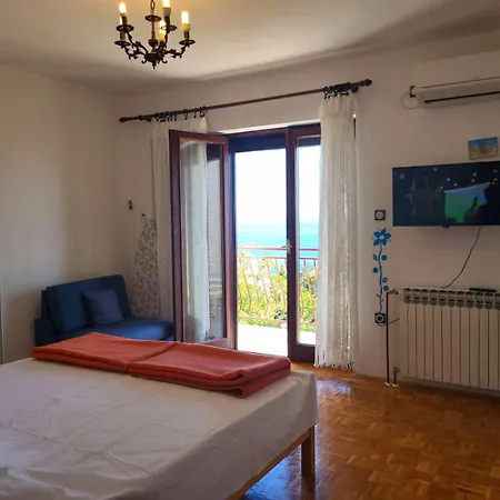 Marya Novi Vinodolski