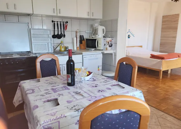 Marya * Novi Vinodolski